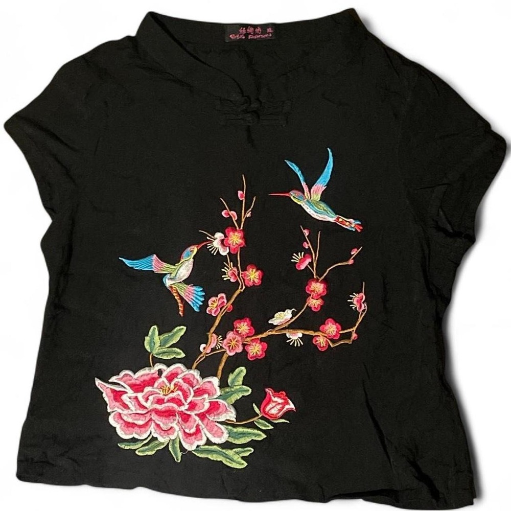 Unique one of a kind Y2K Royal Fashion Black embroidered hummingbird flower top